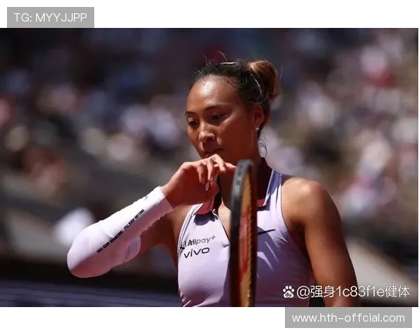 法网首日中国军团有喜有忧，郑钦文晋级，袁悦止步首轮